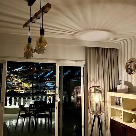 Luxury Penthouse With Breathtaking Views And Huge Private Terraces Puerto de Santiago (Tenerife)