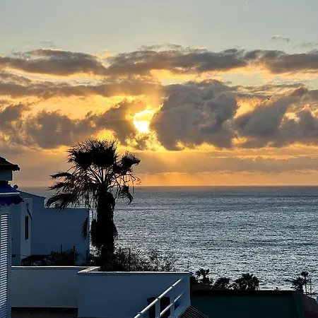 Apartment Luxury Penthouse With Breathtaking Views And Huge Private Terraces *