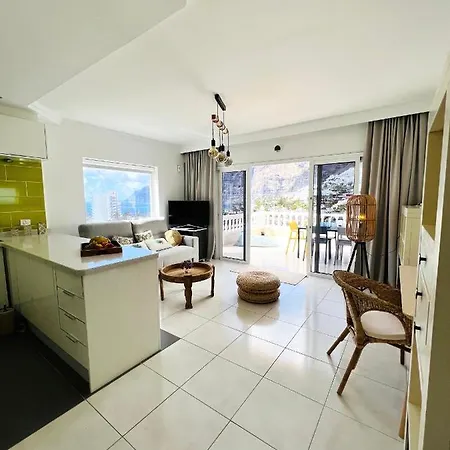 Apartment Luxury Penthouse With Breathtaking Views And Huge Private Terraces